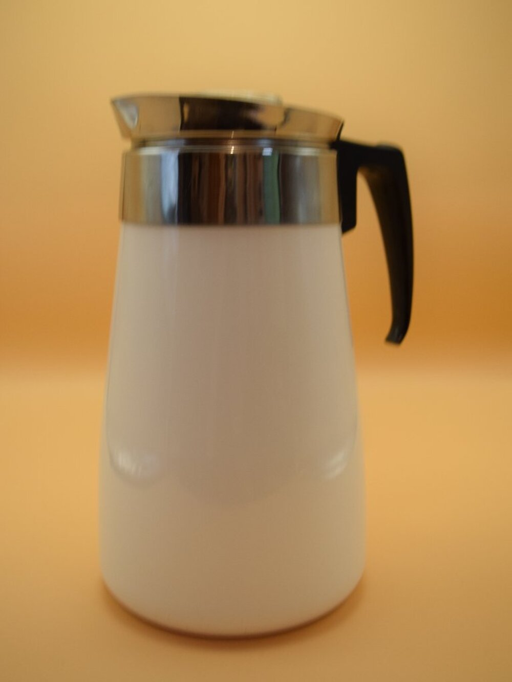 Complete 9 Cup Corning Ware Coffee Pot Just White/All White w Lid & All Parts - Picture 2 of 9
